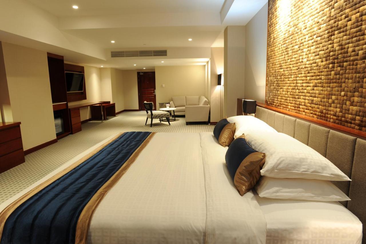 Yangon Thanlwin Hotel Dış mekan fotoğraf