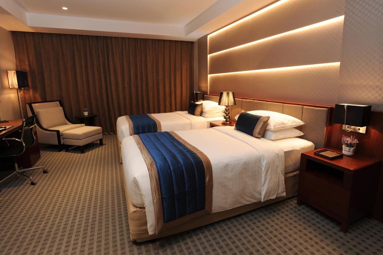 Yangon Thanlwin Hotel Dış mekan fotoğraf
